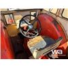 Image 5 : CASE 930 DIESEL TRACTOR