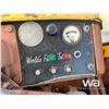 Image 9 : MINNEAPOLIS MOLINE G707 PROPANE TRACTOR