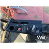 Image 8 : MASSEY FERGUSON 220XL 30 FT. SWATHER