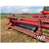 Image 17 : 1980 VERSATILE 4400 15 FT. SWATHER