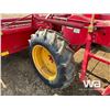 Image 22 : 1980 VERSATILE 4400 15 FT. SWATHER
