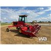 Image 2 : 1980 VERSATILE 4400 15 FT. SWATHER