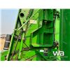 Image 17 : 2012 JOHN DEERE 568 ROUND BALER