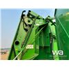 Image 18 : 2012 JOHN DEERE 568 ROUND BALER