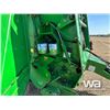 Image 11 : 2004 JOHN DEERE 567 ROUND BALER