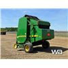 Image 4 : 2004 JOHN DEERE 567 ROUND BALER