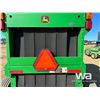 Image 22 : 2005 JOHN DEERE 457 ROUND BALER