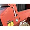 Image 12 : HESSTON 565T ROUND BALER