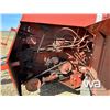 Image 15 : HESSTON 565T ROUND BALER