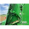 Image 11 : 1995 JOHN DEERE 535 ROUND BALER