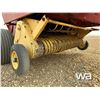 Image 11 : 1991 NEW HOLLAND 650 ROUND BALER