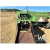 Image 13 : JOHN DEERE 336 SQUARE BALER