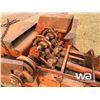 Image 15 : NEW HOLLAND 268 SQUARE BALER
