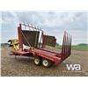 Image 4 : NEW HOLLAND 1033 STACKLINER