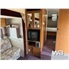 Image 13 : 2003 FOREST RIVER 28.5 FT 5TH WHEEL TRAVEL TRAILER