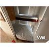 Image 15 : 2003 FOREST RIVER 28.5 FT 5TH WHEEL TRAVEL TRAILER