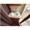 Image 20 : 2003 FOREST RIVER 28.5 FT 5TH WHEEL TRAVEL TRAILER