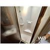 Image 21 : 2003 FOREST RIVER 28.5 FT 5TH WHEEL TRAVEL TRAILER