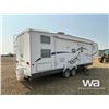 Image 3 : 2003 FOREST RIVER 28.5 FT 5TH WHEEL TRAVEL TRAILER