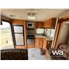 Image 10 : 2006 TRAVELAIRE 24.5 FT.  5TH WHEEL TRAVEL TRAILER