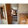 Image 15 : 2006 TRAVELAIRE 24.5 FT.  5TH WHEEL TRAVEL TRAILER