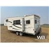 Image 4 : 2006 TRAVELAIRE 24.5 FT.  5TH WHEEL TRAVEL TRAILER