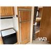 Image 14 : 2000 FRONTIER T/A 5TH WHEEL 26 FT. TRAVEL TRAILER