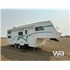 Image 2 : 2000 FRONTIER T/A 5TH WHEEL 26 FT. TRAVEL TRAILER
