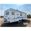Image 3 : 2001 VANGUARD LEGEND 26 FT. TRAVEL TRAILER