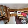 Image 8 : 2001 VANGUARD LEGEND 26 FT. TRAVEL TRAILER