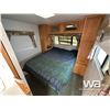 Image 18 : 2000 KUSTOM KOACH 30 FT. T/A TRAVEL TRAILER