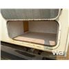 Image 28 : 2000 KUSTOM KOACH 30 FT. T/A TRAVEL TRAILER