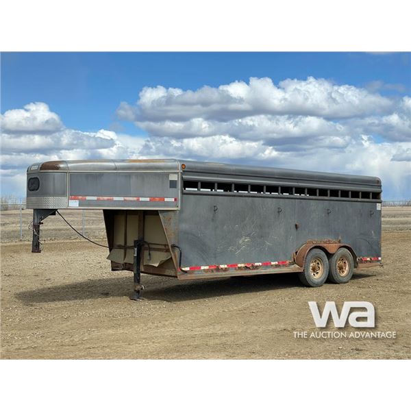 1999 SOUTHLAND 20 FT. STOCK TRAILER