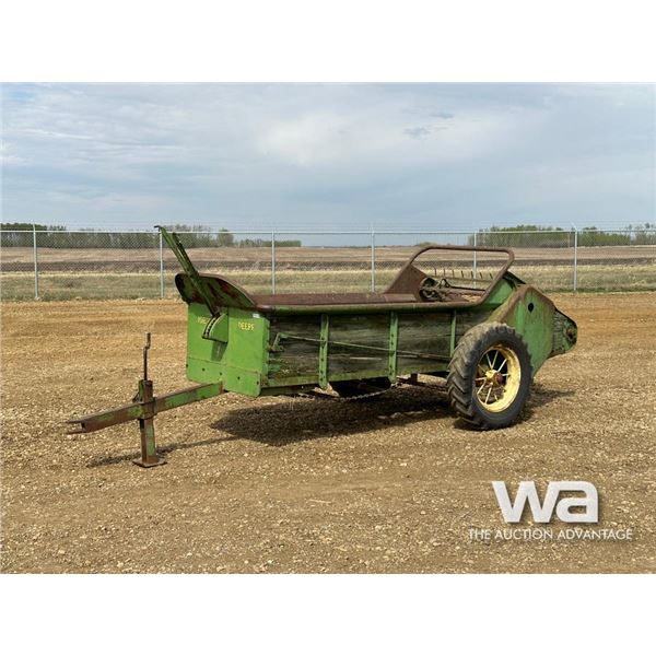 JOHN DEERE 51 ANTIQUE MANURE SPREADER