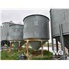Image 5 : ROSCO 6-14-WT 4 RING HOPPER GRAIN BIN