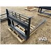 Image 3 : SKID STEER 72 IN. PALLET FORKS
