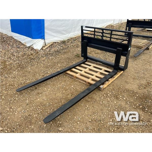 SKID STEER 72 IN. PALLET FORKS