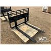Image 2 : SKID STEER 48 IN. PALLET FORKS