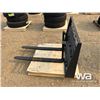 Image 5 : SKID STEER 48 IN. PALLET FORKS