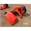 Image 3 : KUBOTA TRACTOR HOOD W/ FENDERS