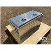 Image 2 : RECTANGLE ALUMINUM TOOL BOX