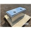 Image 2 : RECTANGLE ALUMINUM TOOL BOX