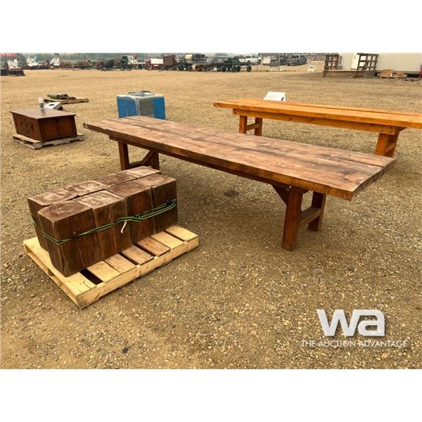 SPRUCE PICNIC TABLE WITH STOOLS