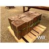 Image 5 : SPRUCE PICNIC TABLE WITH STOOLS