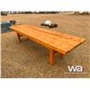 Image 3 : SPRUCE PICNIC TABLE