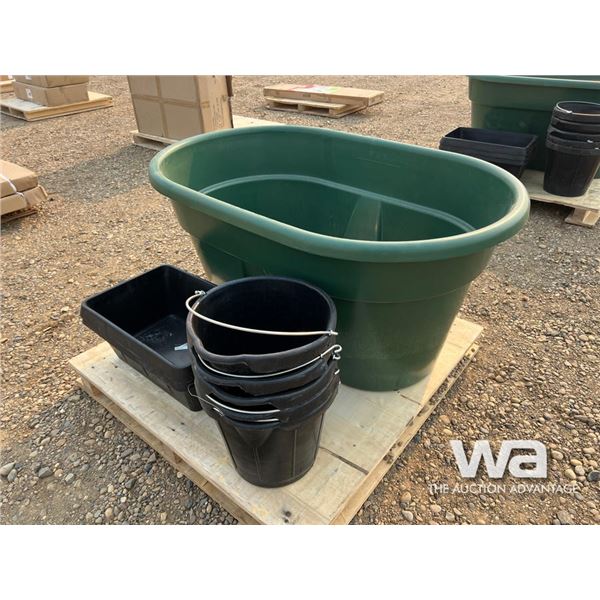 380 L PLASTIC FEEDER & WATERER