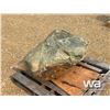 Image 3 : LANDSCAPING ROCK