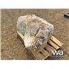 Image 2 : LANDSCAPING ROCK