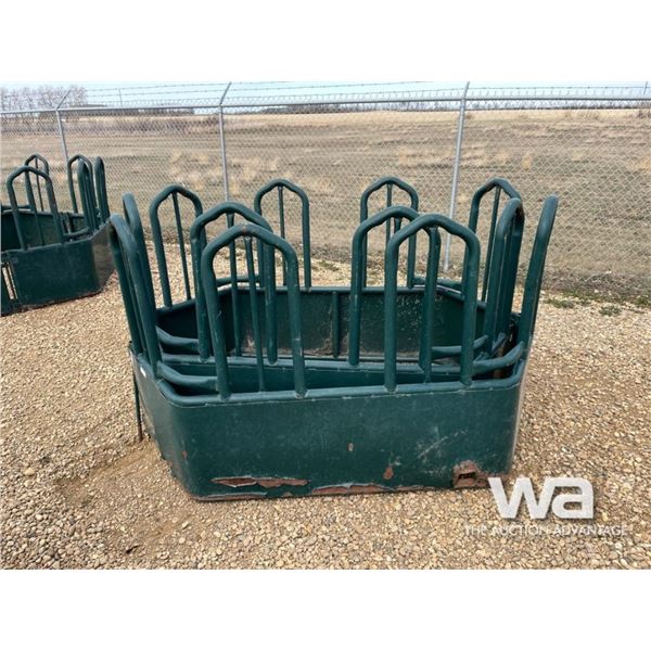 TOMBSTONE BALE FEEDER