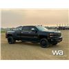 Image 2 : 2017 CHEVROLET 3500HD LTZ CREW CAB DUALLY PICKUP